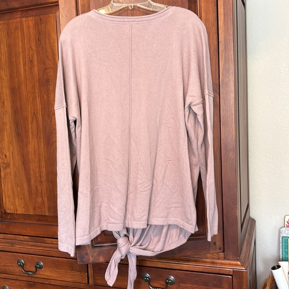 Soma - Women’s Soft Lightweight Sweater with tie bottom. Color: Mauve.  Size: M - Picture 5 of 5
